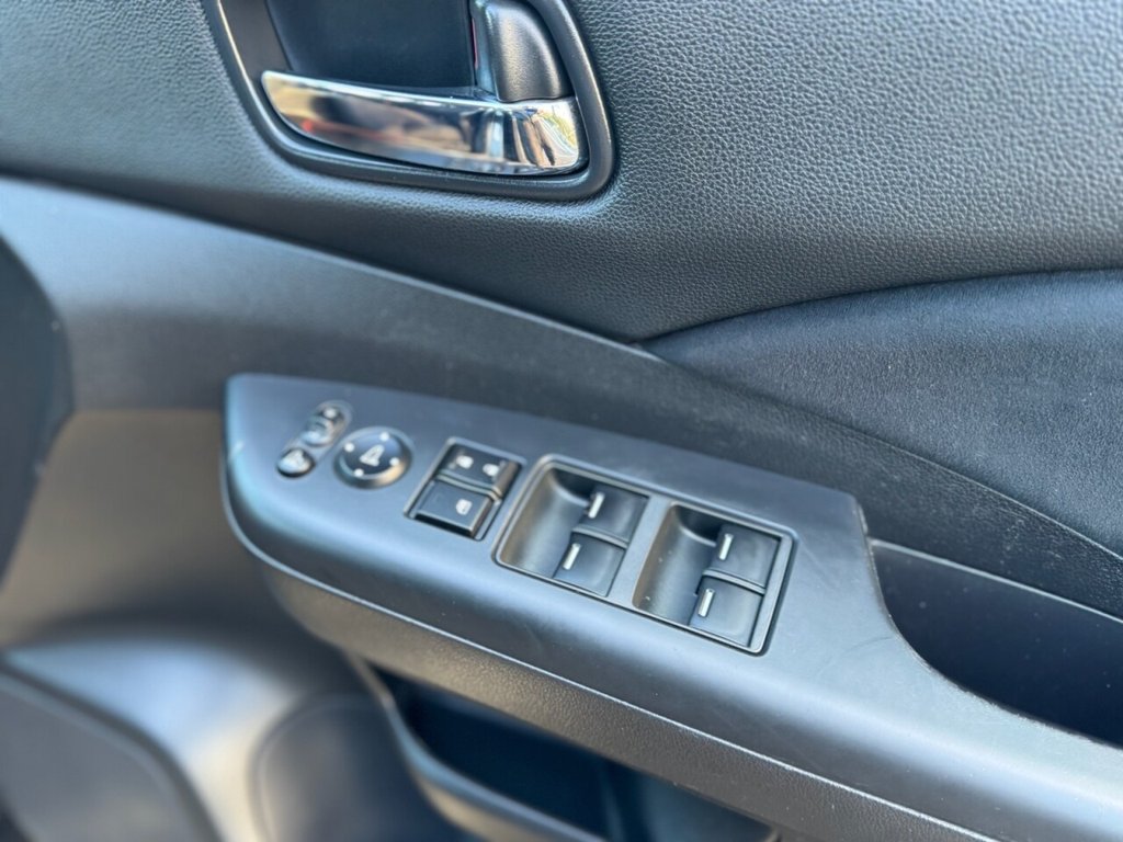 Used Honda CR-V 2015 for sale - 77152885: Photo 33