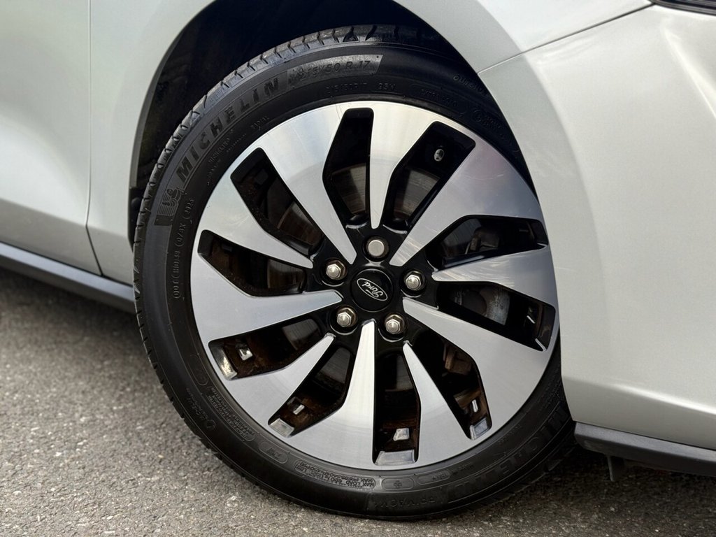 Used Ford Focus 2020 for sale - 76338393: Photo 3