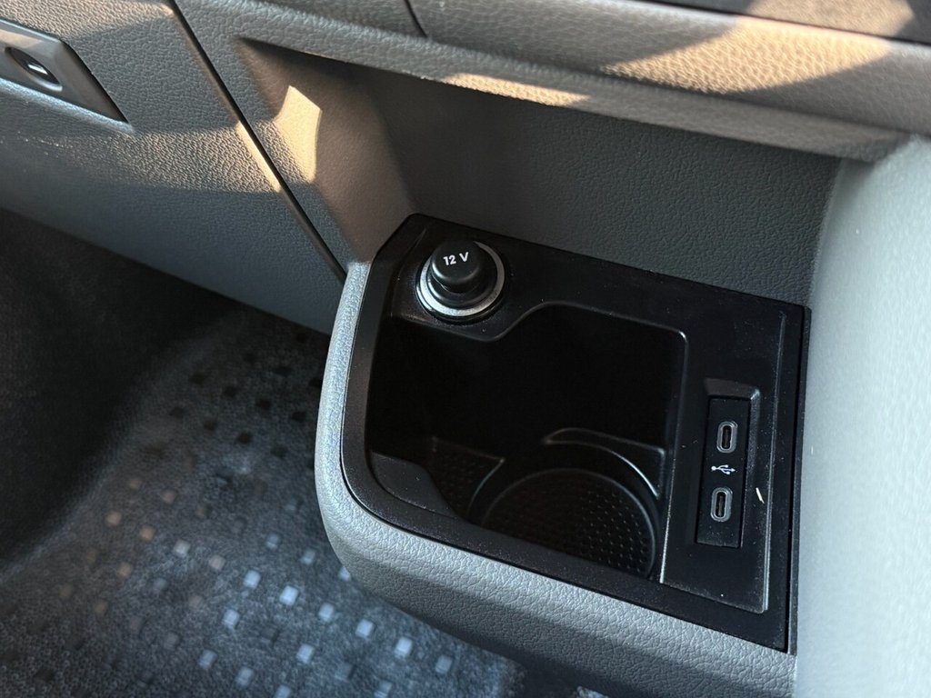 Used Volkswagen Transporter 2021 for sale - 76501039: Photo 35