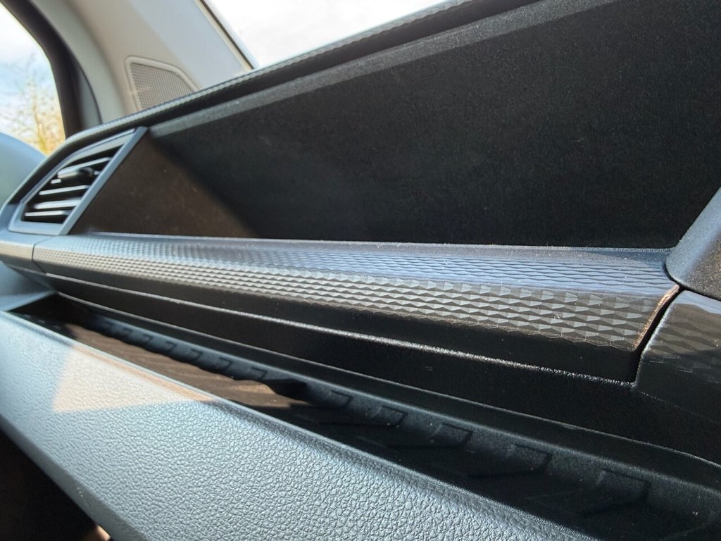 Used Volkswagen Transporter 2021 for sale - 76501039: Photo 47