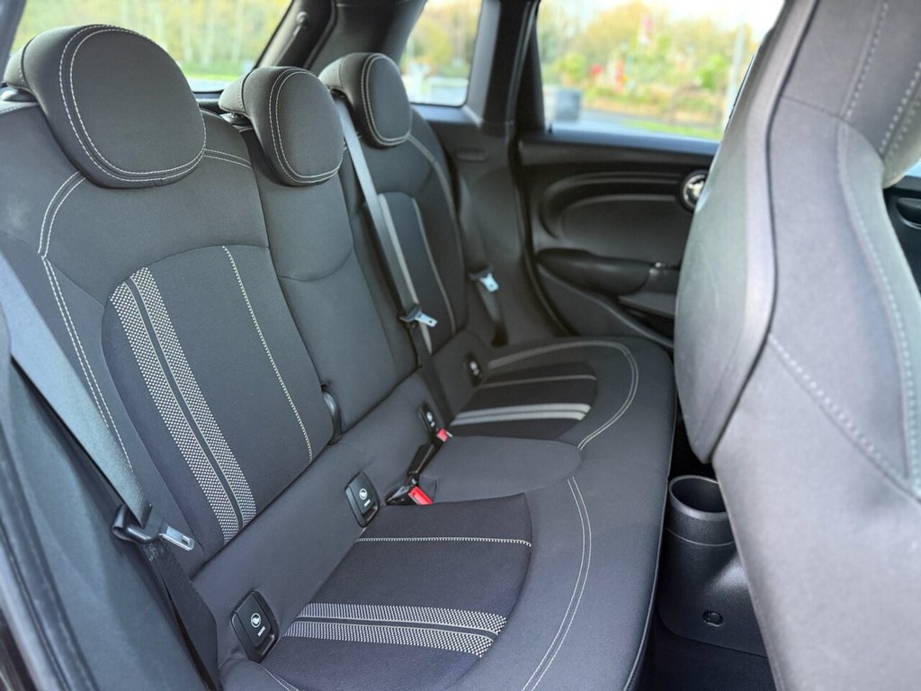 Used MINI Hatch 2019 for sale - 76617821: Photo 27