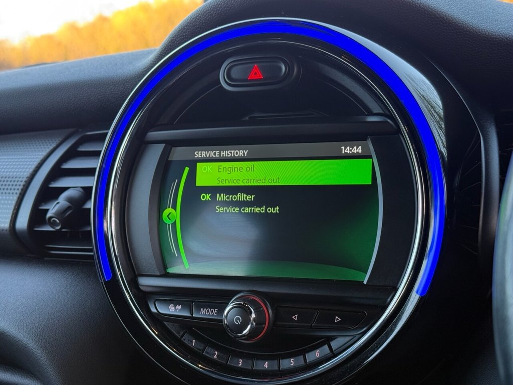 Used MINI Hatch 2019 for sale - 76617821: Photo 42