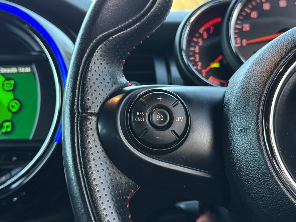 Used MINI Hatch 2019 for sale - 76617821: Photo 48