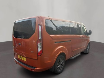 Used Ford Tourneo Custom 2018 for sale - 78150658: Photo