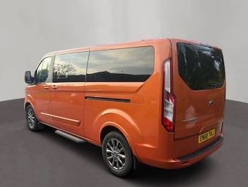 Used Ford Tourneo Custom 2018 for sale - 78150658: Photo