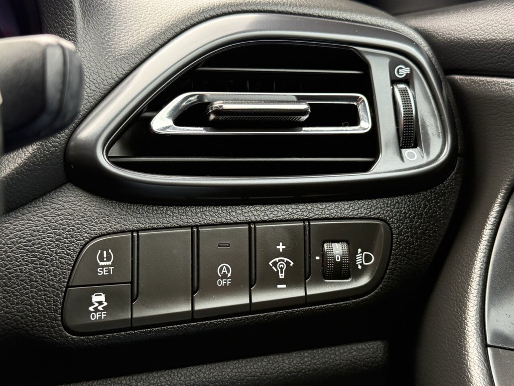 Used Hyundai i30 2021 for sale - 76376299: Photo 40