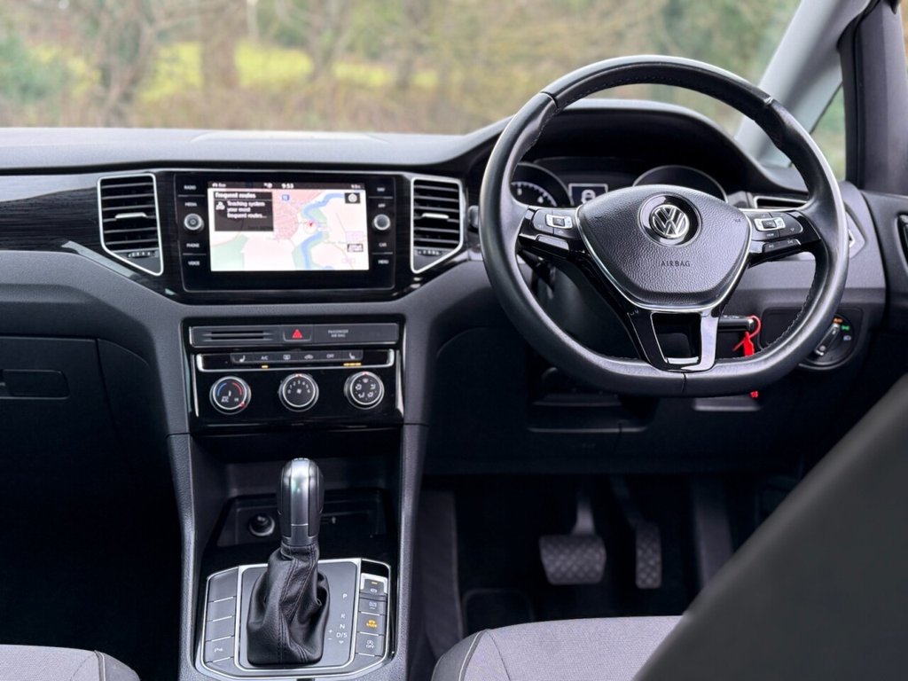 Used Volkswagen Golf SV 2019 for sale - 76338341: Photo 2