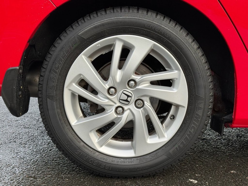 Used Honda Jazz 2016 for sale - 76338401: Photo 11