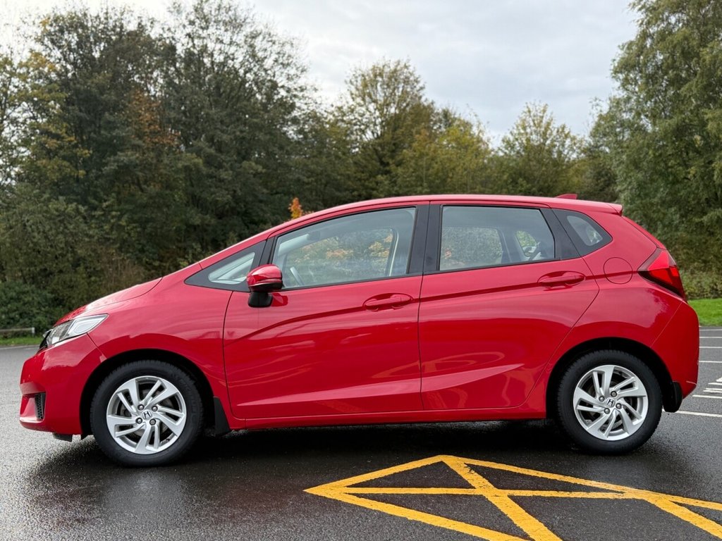 Used Honda Jazz 2016 for sale - 76338401: Photo 12