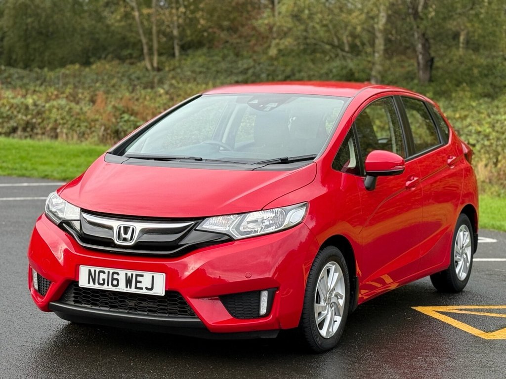 Used Honda Jazz 2016 for sale - 76338401: Photo 14