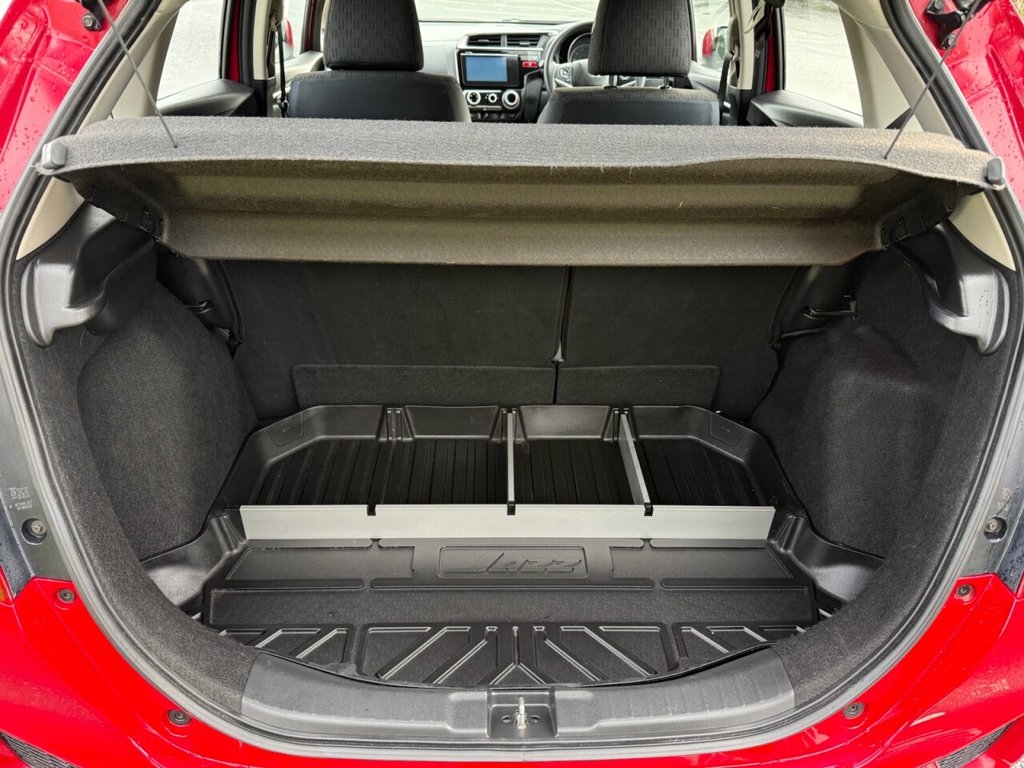 Used Honda Jazz 2016 for sale - 76338401: Photo 17