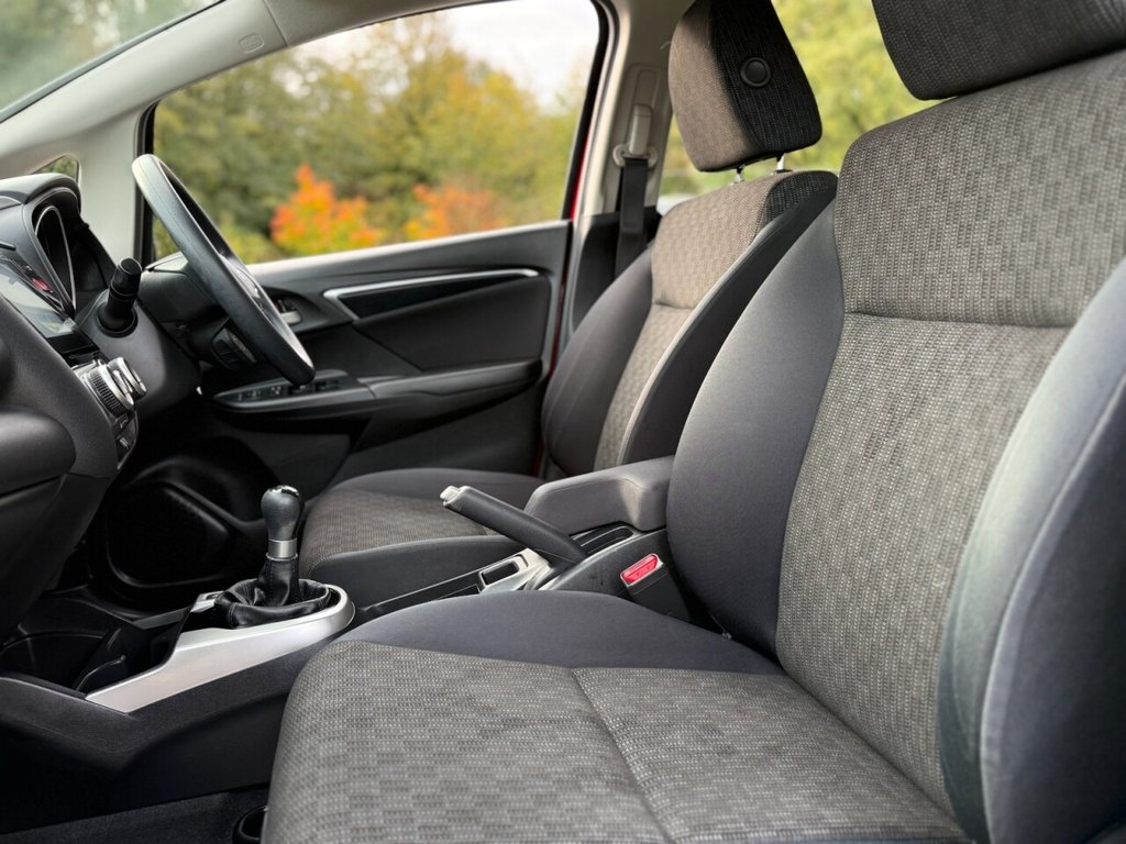 Used Honda Jazz 2016 for sale - 76338401: Photo 25