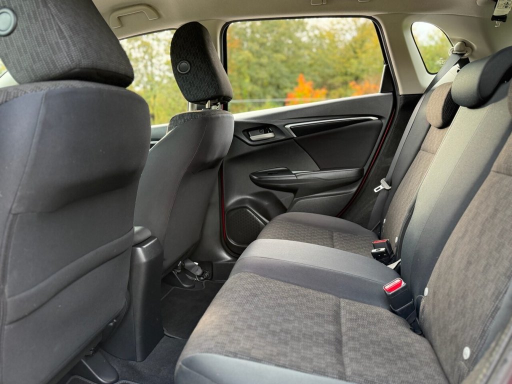 Used Honda Jazz 2016 for sale - 76338401: Photo 27