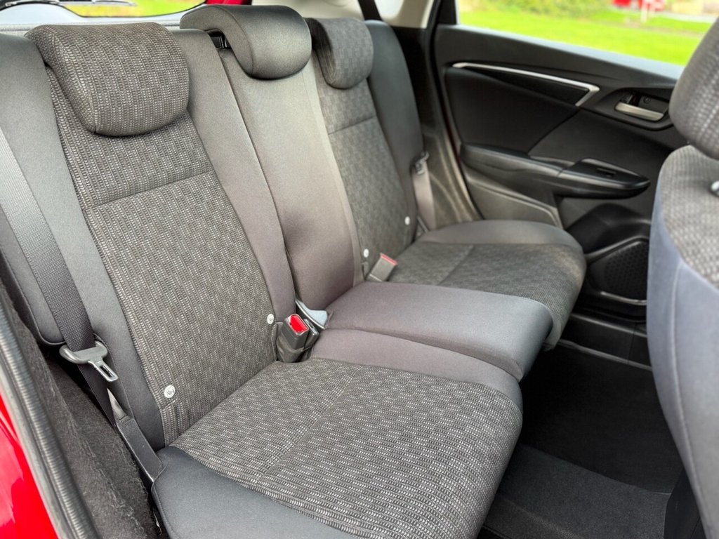 Used Honda Jazz 2016 for sale - 76338401: Photo 29