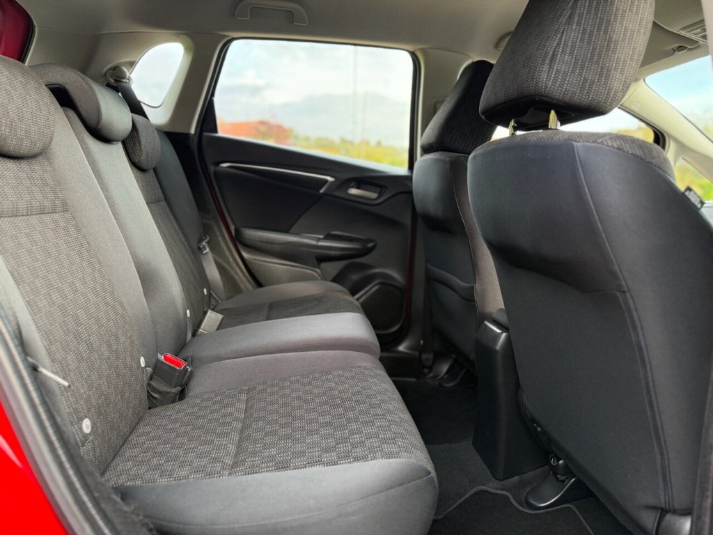 Used Honda Jazz 2016 for sale - 76338401: Photo 31