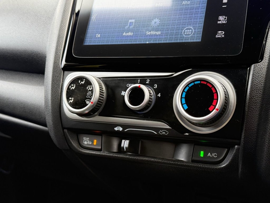 Used Honda Jazz 2016 for sale - 76338401: Photo 37