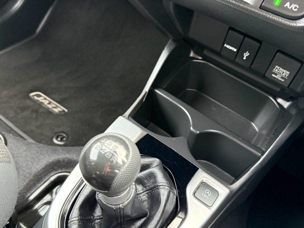 Used Honda Jazz 2016 for sale - 76338401: Photo 39