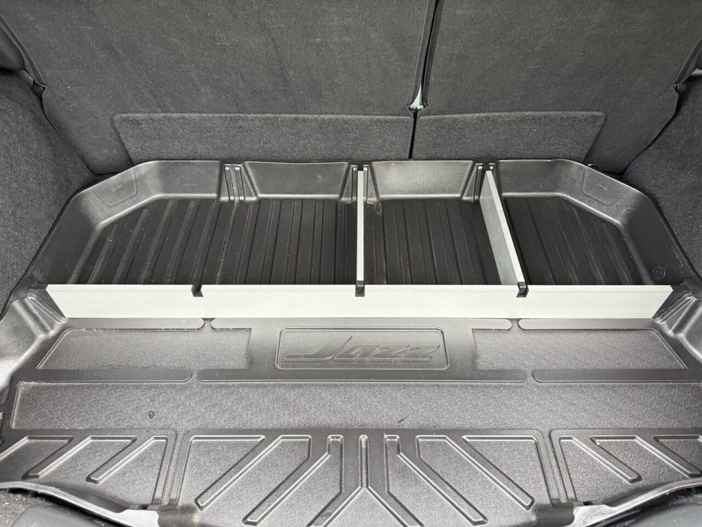 Used Honda Jazz 2016 for sale - 76338401: Photo 4