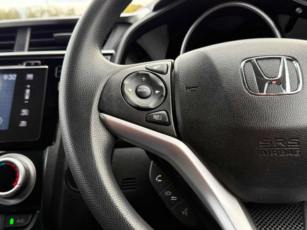 Used Honda Jazz 2016 for sale - 76338401: Photo 42