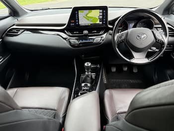 Used Toyota C-HR 2017 for sale - 79595493: Photo