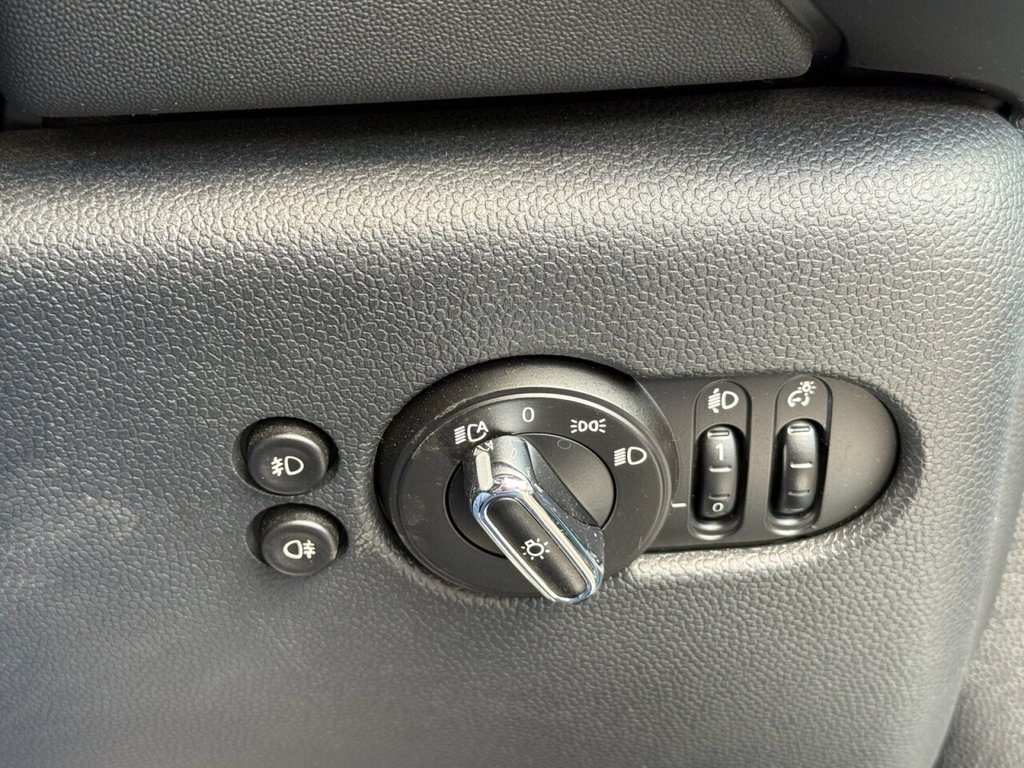 Used MINI Hatch 2015 for sale - 76338353: Photo 50