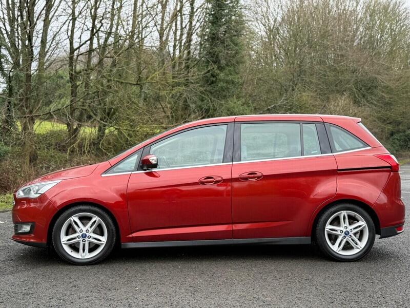 Used Ford Grand C-Max 2018 for sale - 77850838: Photo 16