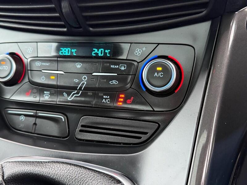 Used Ford Grand C-Max 2018 for sale - 77850838: Photo 6