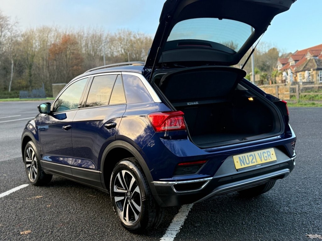 Used Volkswagen T-Roc 2021 for sale - 76731233: Photo 21