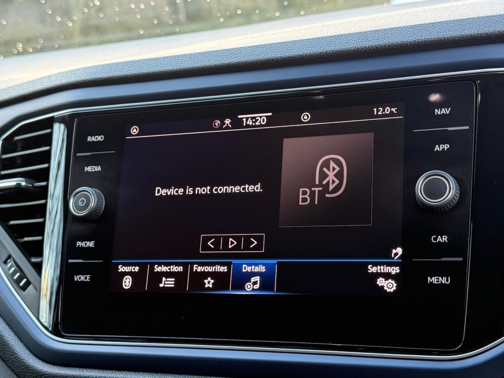 Used Volkswagen T-Roc 2021 for sale - 76731233: Photo 24