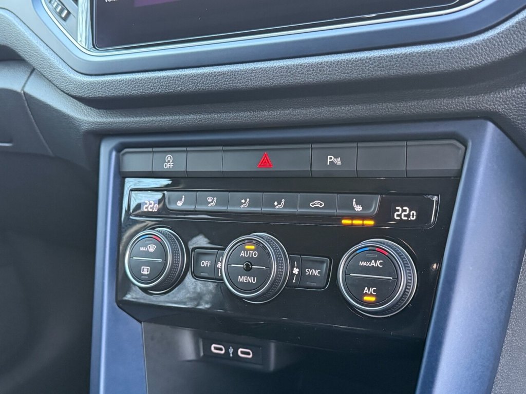 Used Volkswagen T-Roc 2021 for sale - 76731233: Photo 27