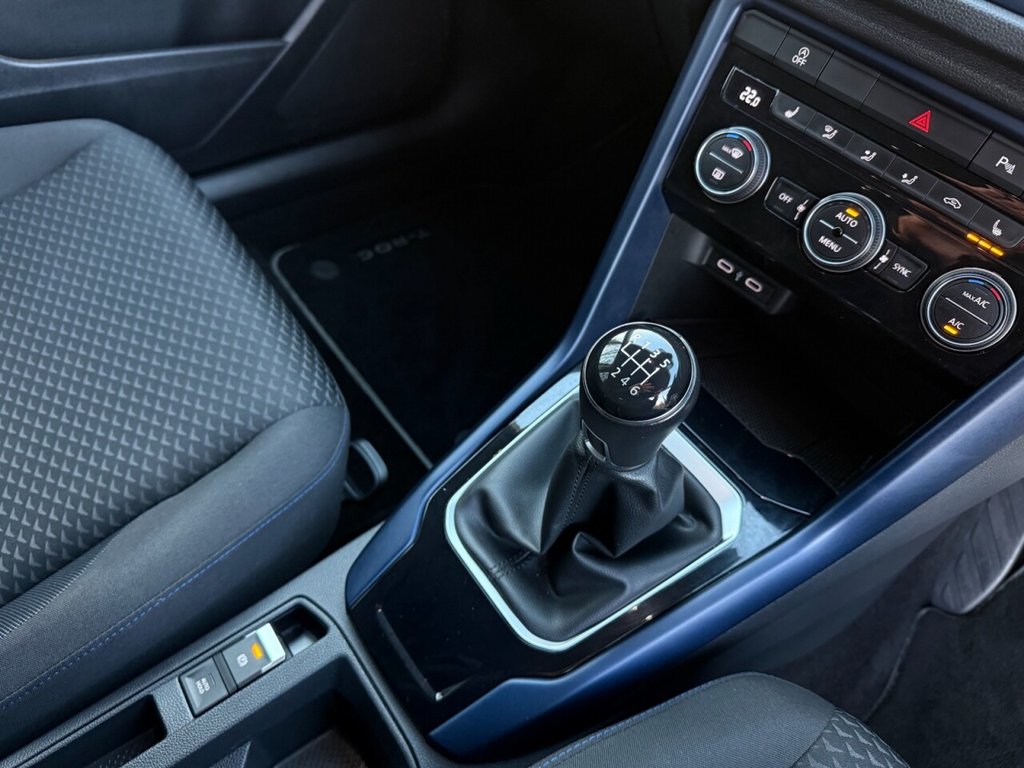 Used Volkswagen T-Roc 2021 for sale - 76731233: Photo 28