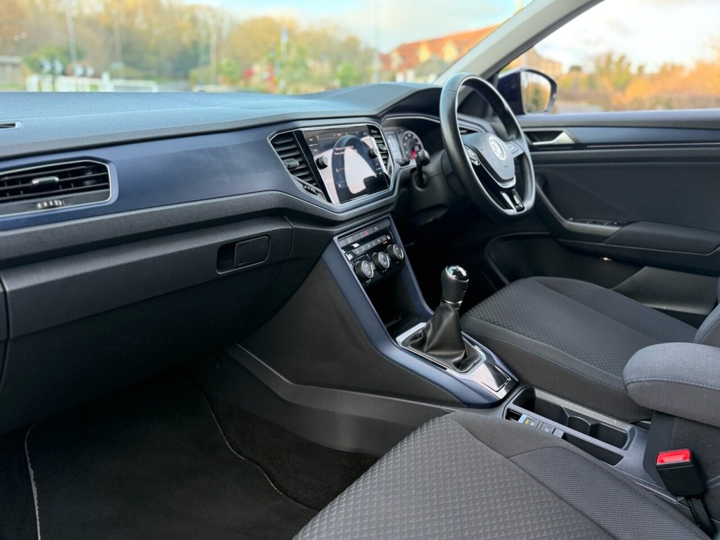 Used Volkswagen T-Roc 2021 for sale - 76731233: Photo 46