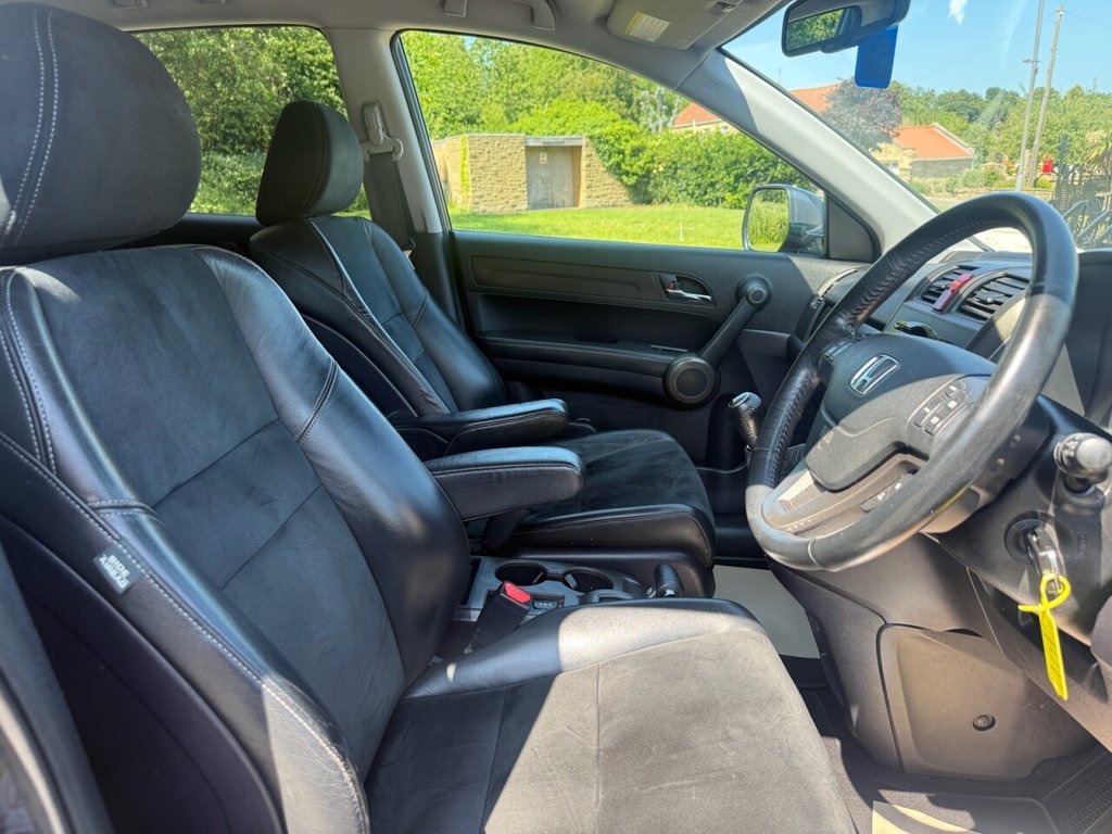 Used Honda CR-V 2010 for sale - 76338362: Photo 8