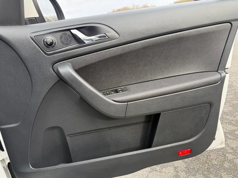 Used Skoda Yeti 2014 for sale - 77850904: Photo 40