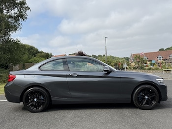 Used BMW 2 Series 2018 for sale - 79019111: Photo