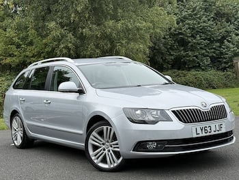 Used Skoda Superb 2014 for sale - 79653961: Photo