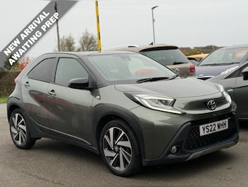 2022 (22) - 1.0 VVT-i Exclusive 5dr Auto