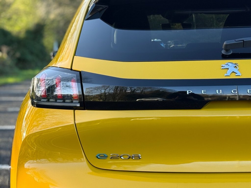 Used Peugeot E-208 2023 for sale - 76590951: Photo 38