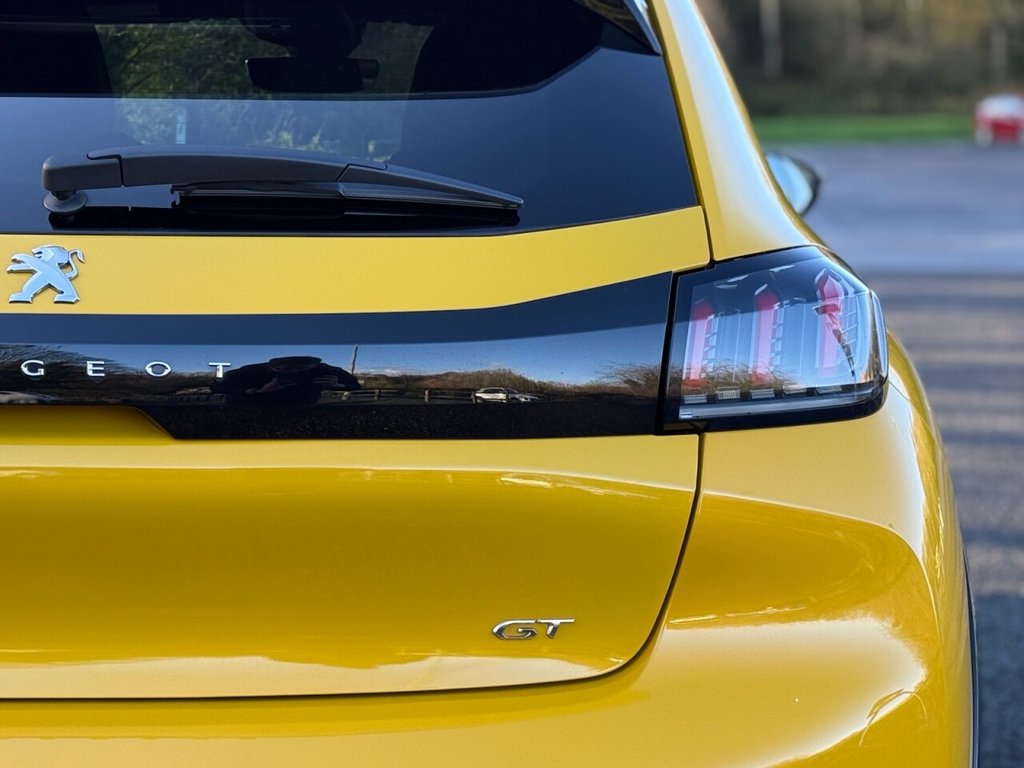 Used Peugeot E-208 2023 for sale - 76590951: Photo 39