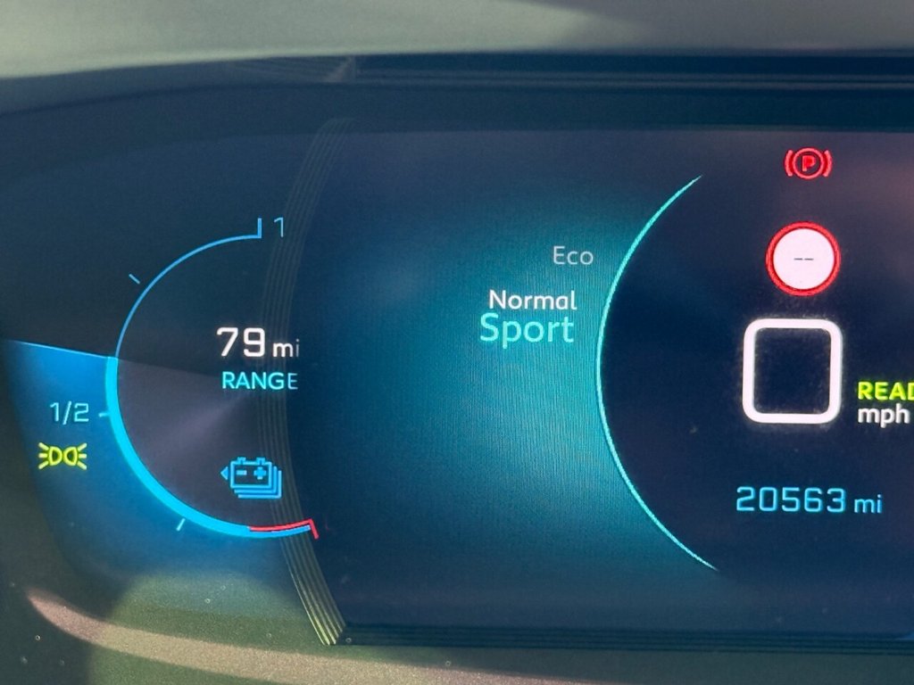 Used Peugeot E-208 2023 for sale - 76590951: Photo 47