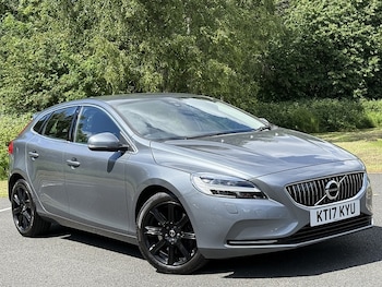 Used Volvo V40 2017 for sale - 78819797: Photo