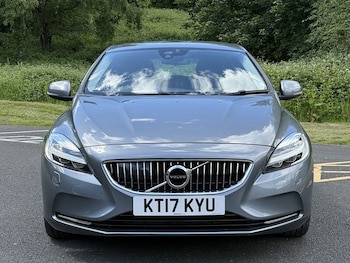 Used Volvo V40 2017 for sale - 78819797: Photo