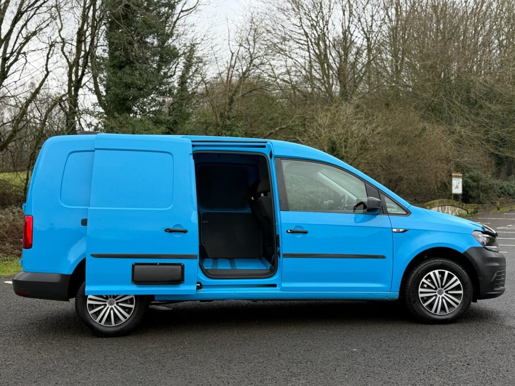 Used Volkswagen Caddy Maxi 2016 for sale - 77692467: Photo 13