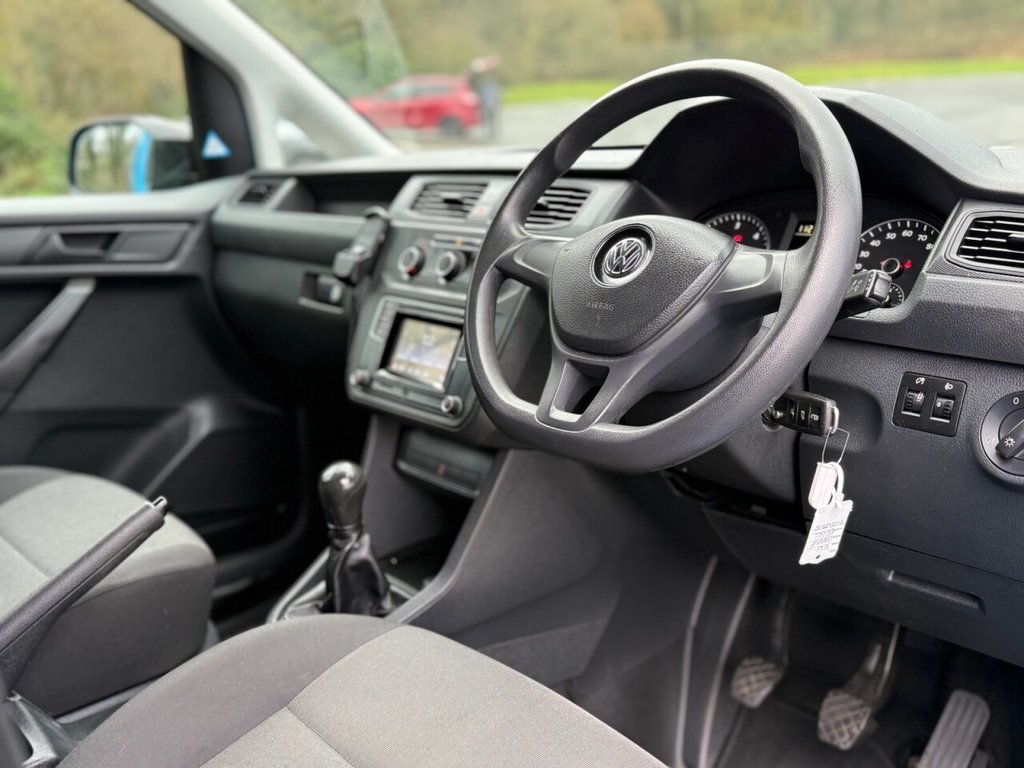 Used Volkswagen Caddy Maxi 2016 for sale - 77692467: Photo 16