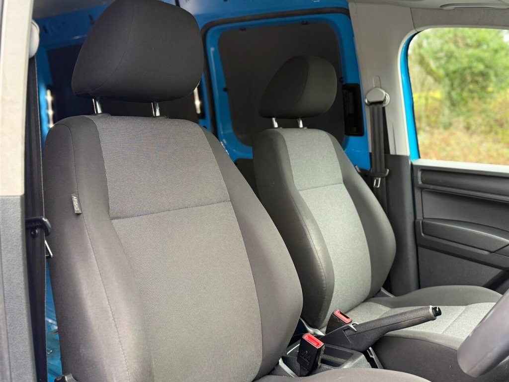 Used Volkswagen Caddy Maxi 2016 for sale - 77692467: Photo 17