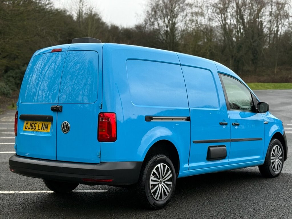 Used Volkswagen Caddy Maxi 2016 for sale - 77692467: Photo 6