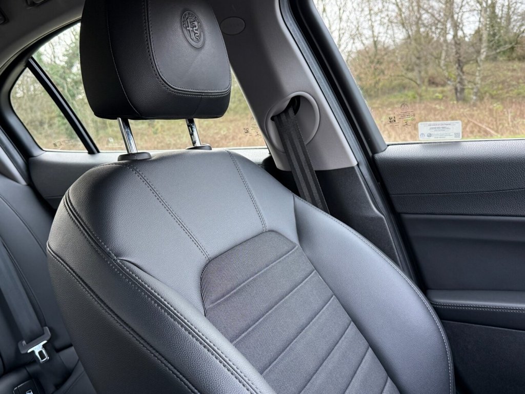 Used Alfa Romeo Giulia 2019 for sale - 77660154: Photo 43
