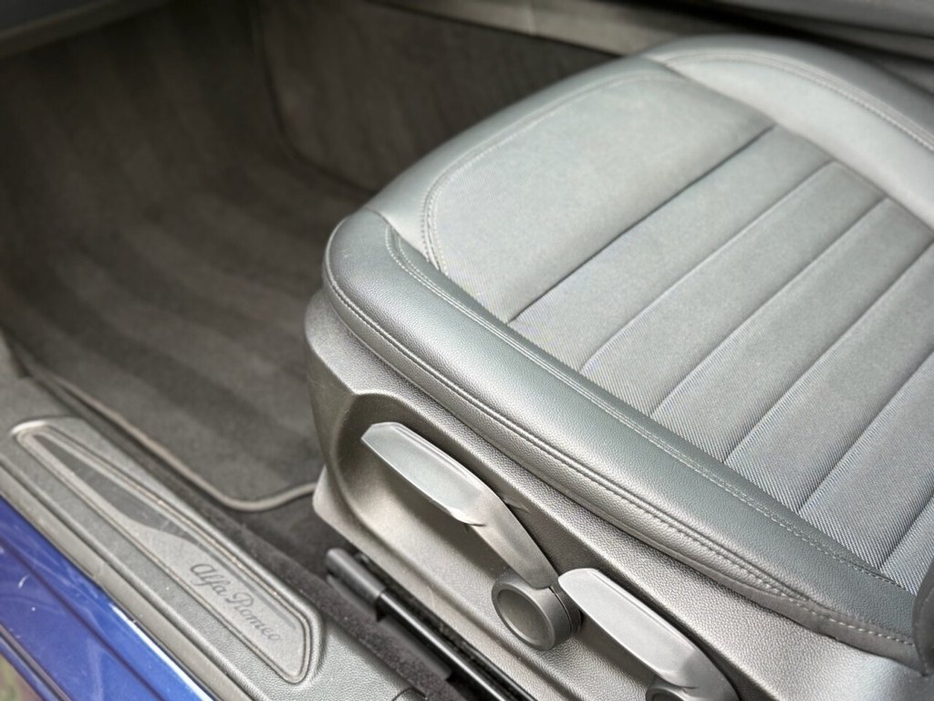 Used Alfa Romeo Giulia 2019 for sale - 77660154: Photo 47