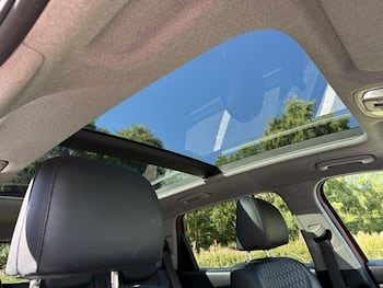 Used Hyundai Santa Fe 2018 for sale - 79804442: Photo