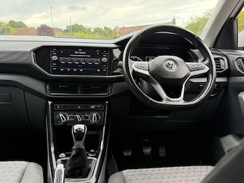 Used Volkswagen T-Cross 2019 for sale - 79435856: Photo